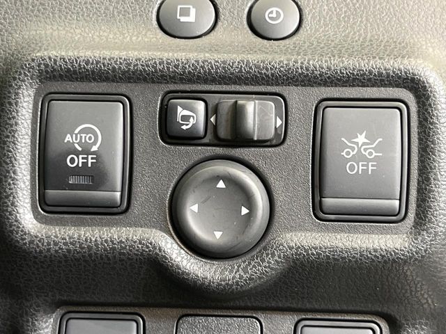 NISSAN NOTE 2017 Image 31