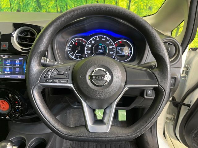 NISSAN NOTE 2017 Image 31