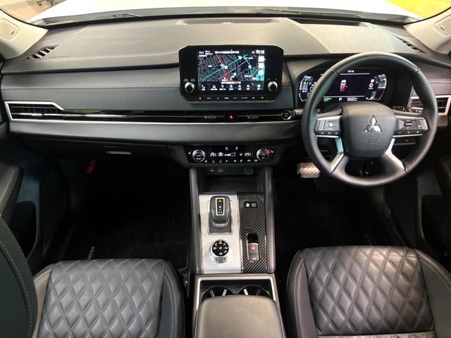 MITSUBISHI OUTLANDER PHEV 2022 Image 31