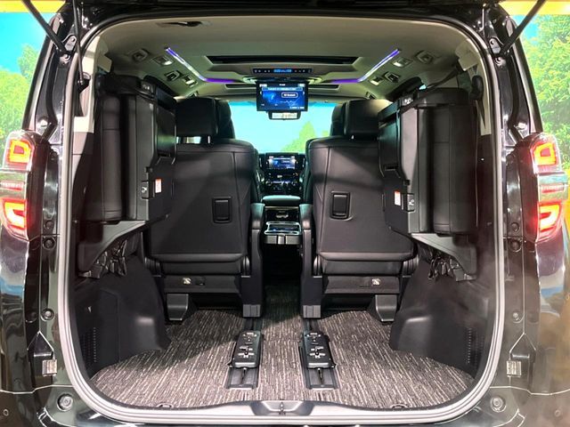 TOYOTA VELLFIRE 2018 Image 31