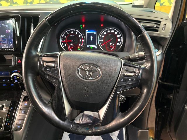 TOYOTA VELLFIRE 2018 Image 31