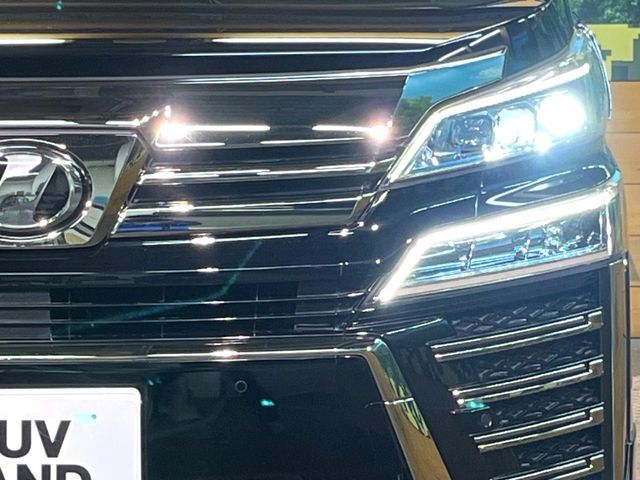 TOYOTA VELLFIRE 2018 Image 31