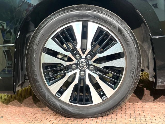 TOYOTA VELLFIRE 2018 Image 31