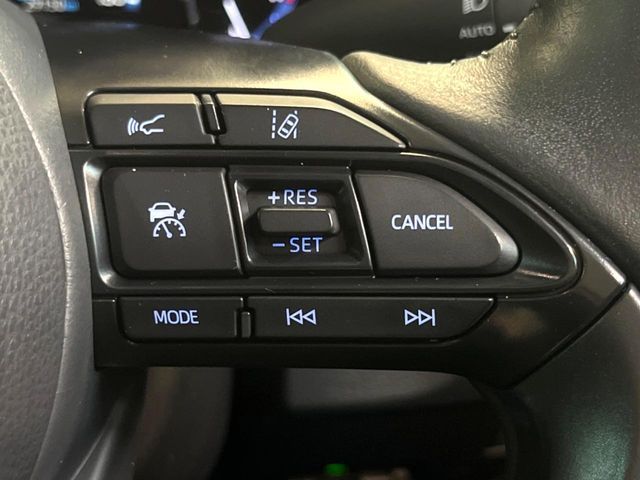 TOYOTA YARIS CROSS HYBRID 2023 Image 31