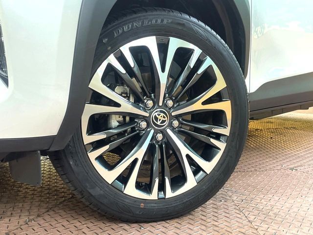 TOYOTA YARIS CROSS HYBRID 2023 Image 31