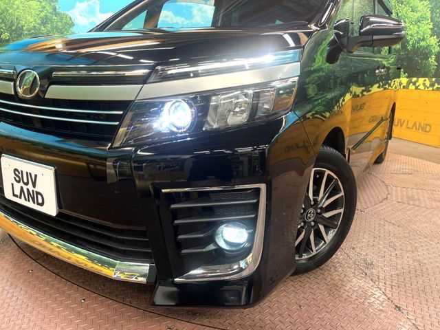 TOYOTA VOXY 2017 Image 31