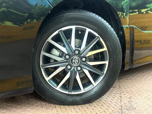 TOYOTA VOXY 2017 Image 31