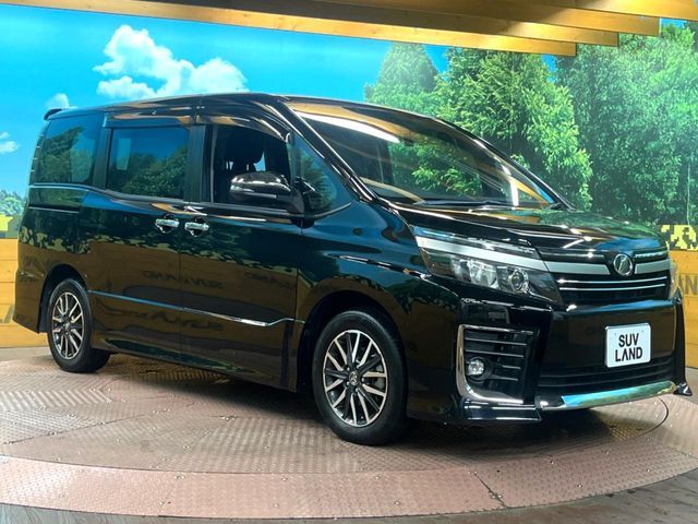 TOYOTA VOXY 2017 Image 31