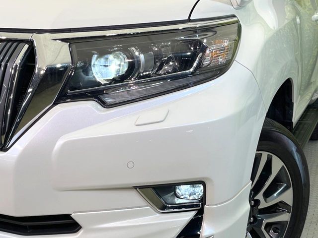 TOYOTA LANDCRUISER PRADO 2023 Image 31