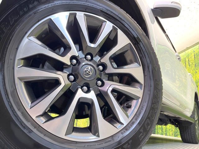 TOYOTA LANDCRUISER PRADO 2023 Image 31