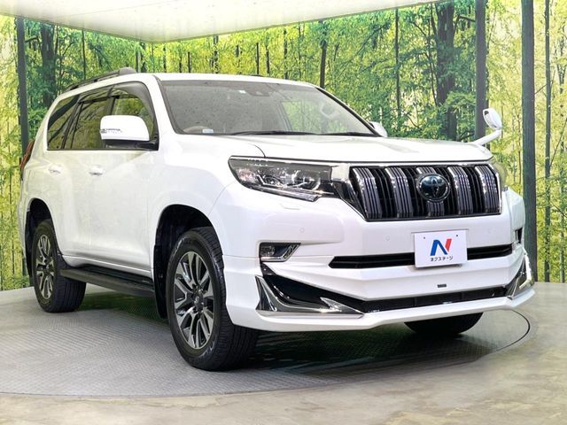 TOYOTA LANDCRUISER PRADO 2023 Image 31