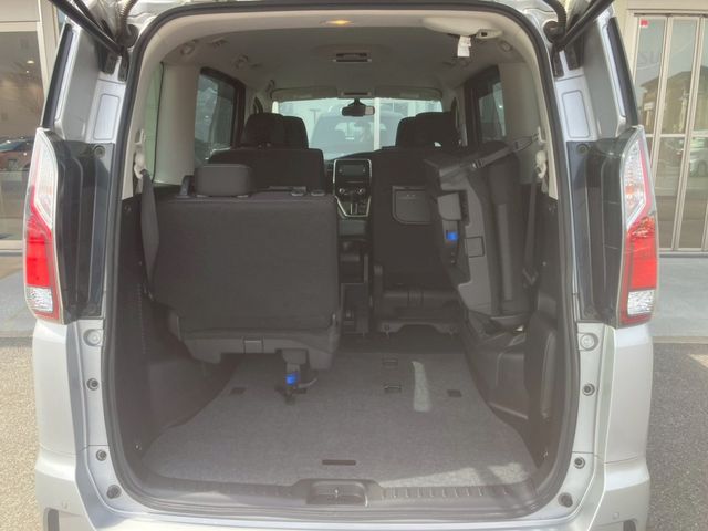 NISSAN SERENA  S-HYBRID 2017 Image 31