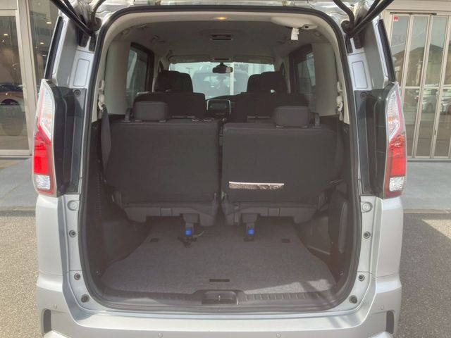 NISSAN SERENA  S-HYBRID 2017 Image 31