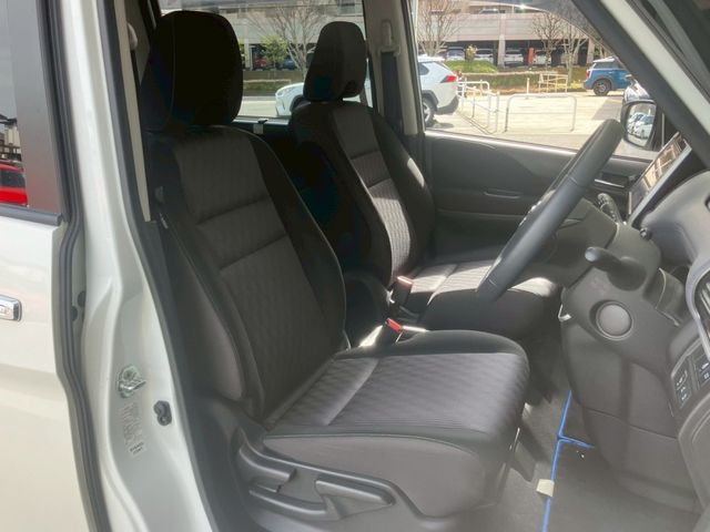 NISSAN SERENA  WG 2022 Image 31