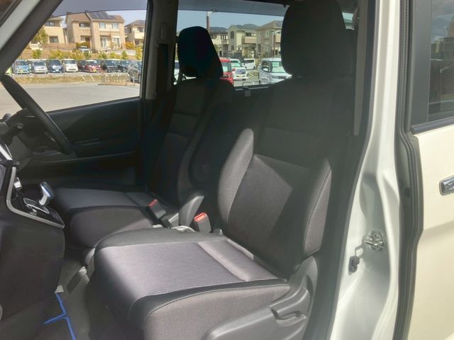 NISSAN SERENA  WG 2022 Image 31