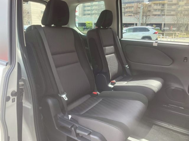 NISSAN SERENA  WG 2022 Image 31