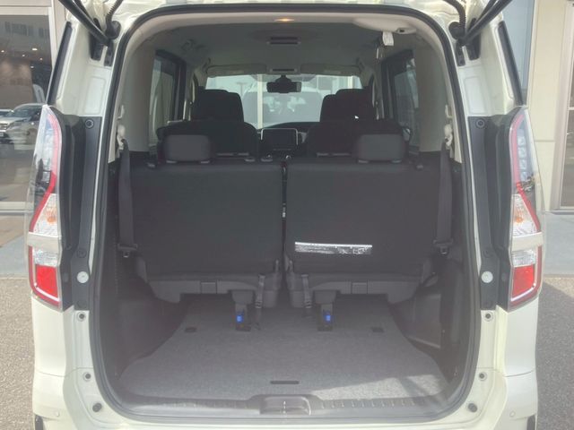 NISSAN SERENA  WG 2022 Image 31