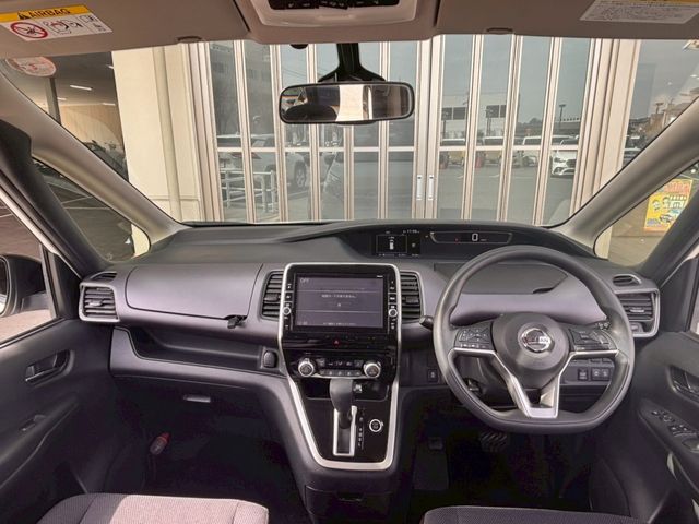 NISSAN SERENA  S-HYBRID 2017 Image 31