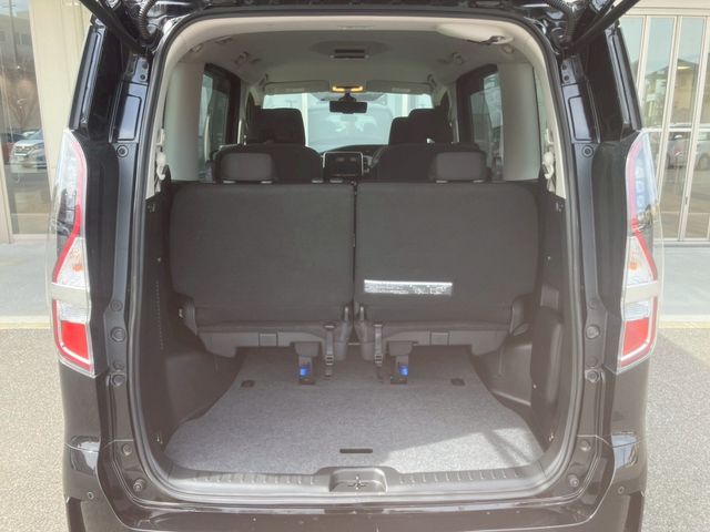 NISSAN SERENA  WG 2022 Image 31