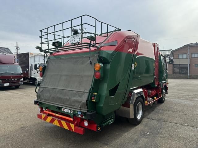 MITSUBISHI FUSOU FIGHTER 2016 Image 31