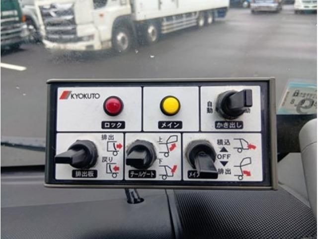 HINO DUTRO 2014 Image 31