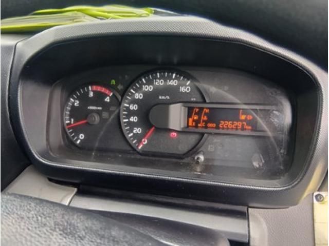 HINO DUTRO 2014 Image 31