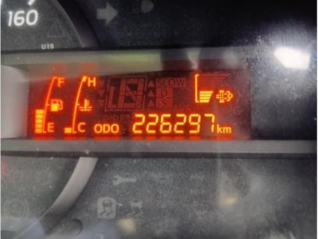 HINO DUTRO 2014 Image 31