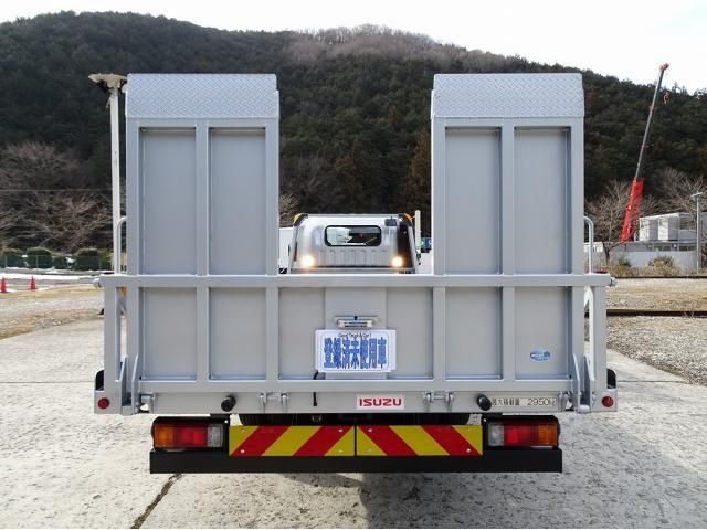 ISUZU ELF 2025 Image 31