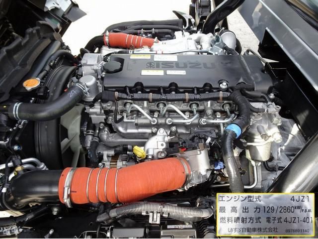 ISUZU ELF 2025 Image 31