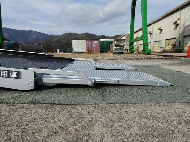 ISUZU ELF 2025 Image 31