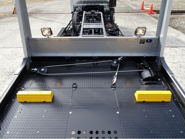 ISUZU ELF 2025 Image 31