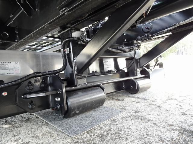 ISUZU ELF 2025 Image 31