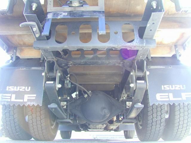 ISUZU ELF 2018 Image 31