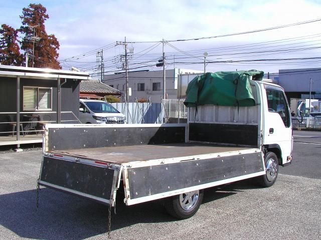 ISUZU ELF 2018 Image 31