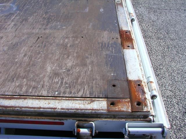 ISUZU ELF 2018 Image 31