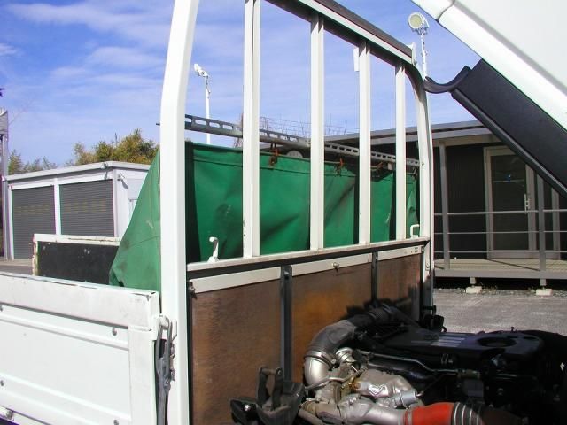 ISUZU ELF 2018 Image 31