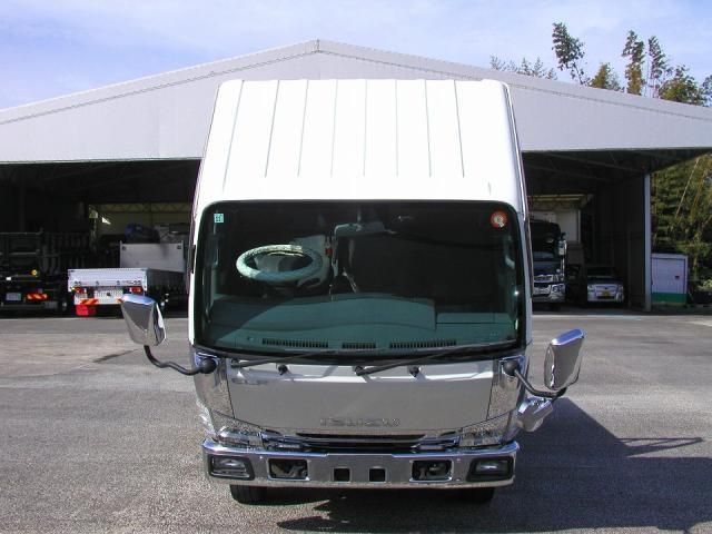 ISUZU ELF 2018 Image 31