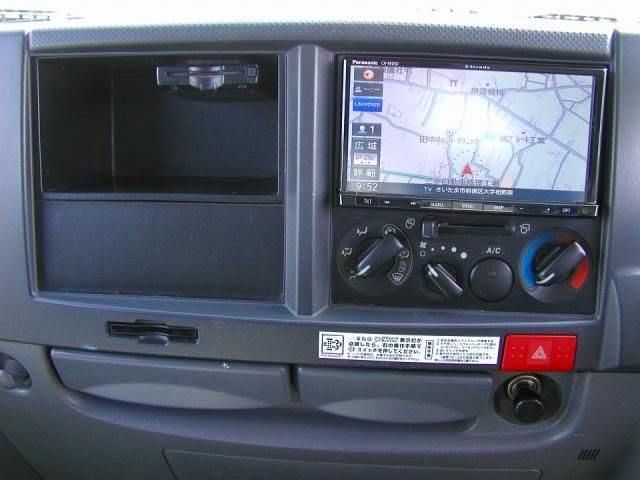 ISUZU ELF 2018 Image 31