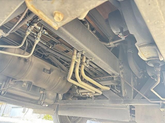 HINO MELPHA 2016 Image 31