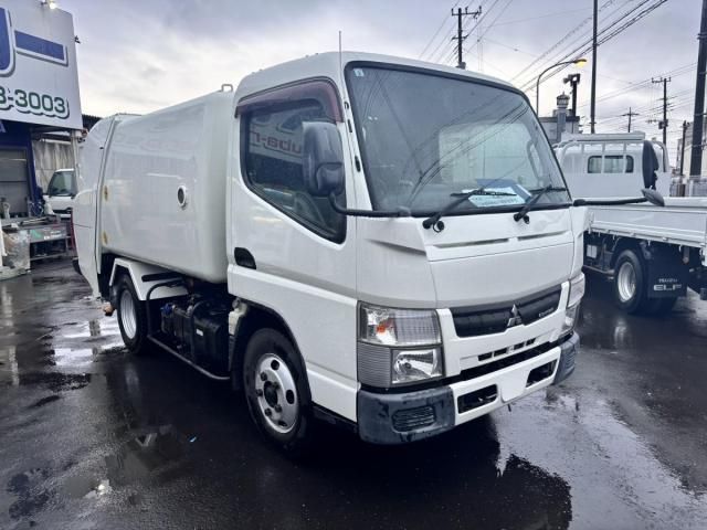 MITSUBISHI CANTER 2016 Image 31