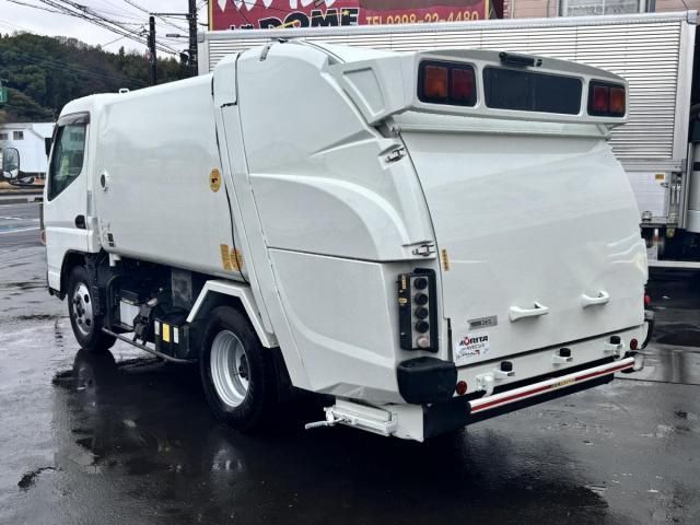 MITSUBISHI CANTER 2016 Image 31