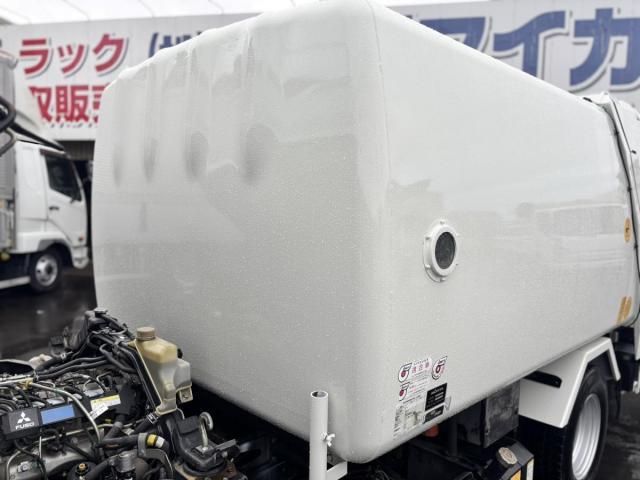 MITSUBISHI CANTER 2016 Image 31