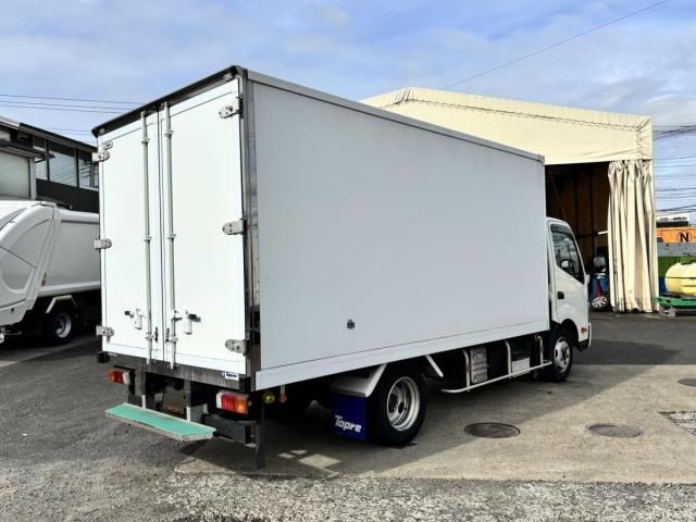 HINO DUTRO 2019 Image 31