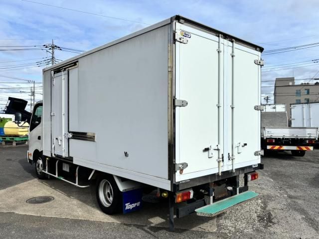 HINO DUTRO 2019 Image 31