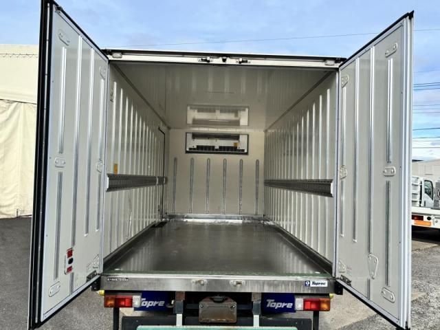 HINO DUTRO 2019 Image 31