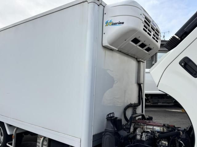 HINO DUTRO 2019 Image 31