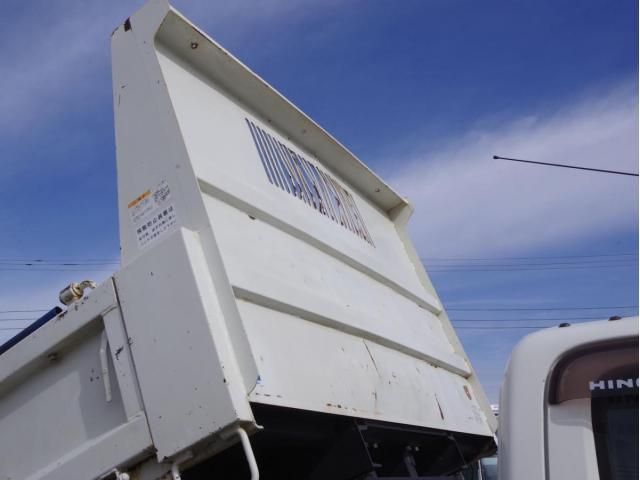 HINO DUTRO 2018 Image 31