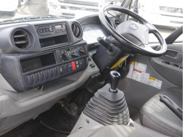 HINO DUTRO 2018 Image 31