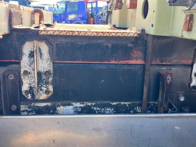 MITSUBISHI FUSOU SUPER GREAT 2016 Image 31