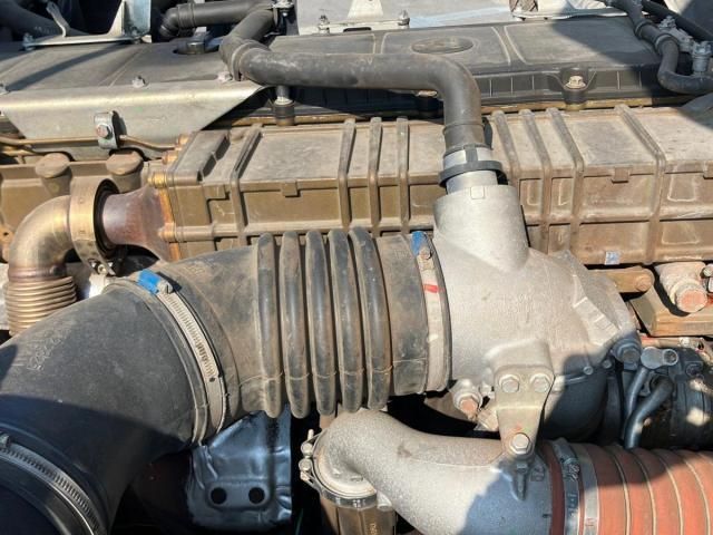 MITSUBISHI FUSOU SUPER GREAT 2016 Image 31